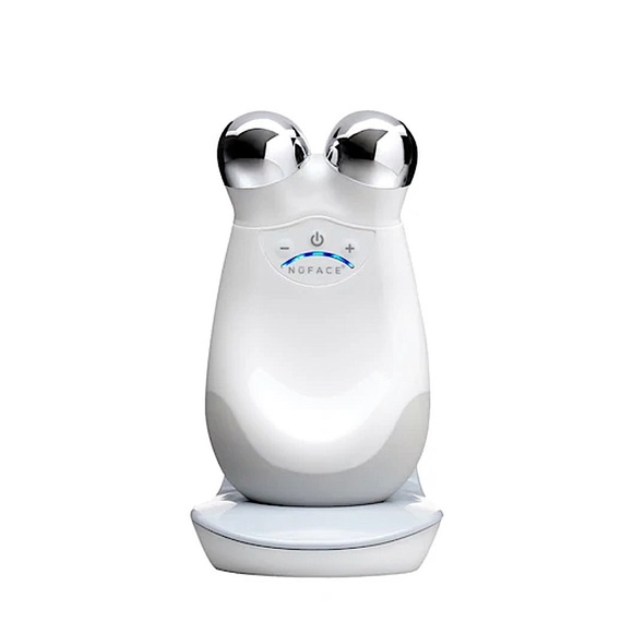NUFACE TRINITY COMPLETE FACIAL TONING KIT - Picture 10 of 12